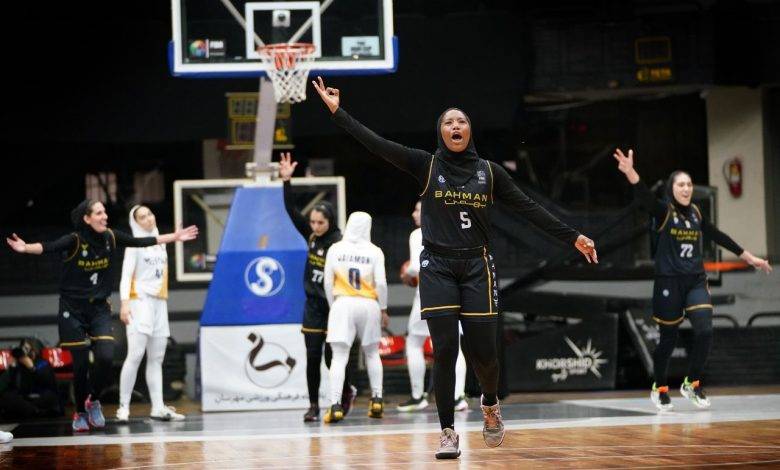 تیم بسکتبال دختران گروه بهمن یک قدم به قهرمانی