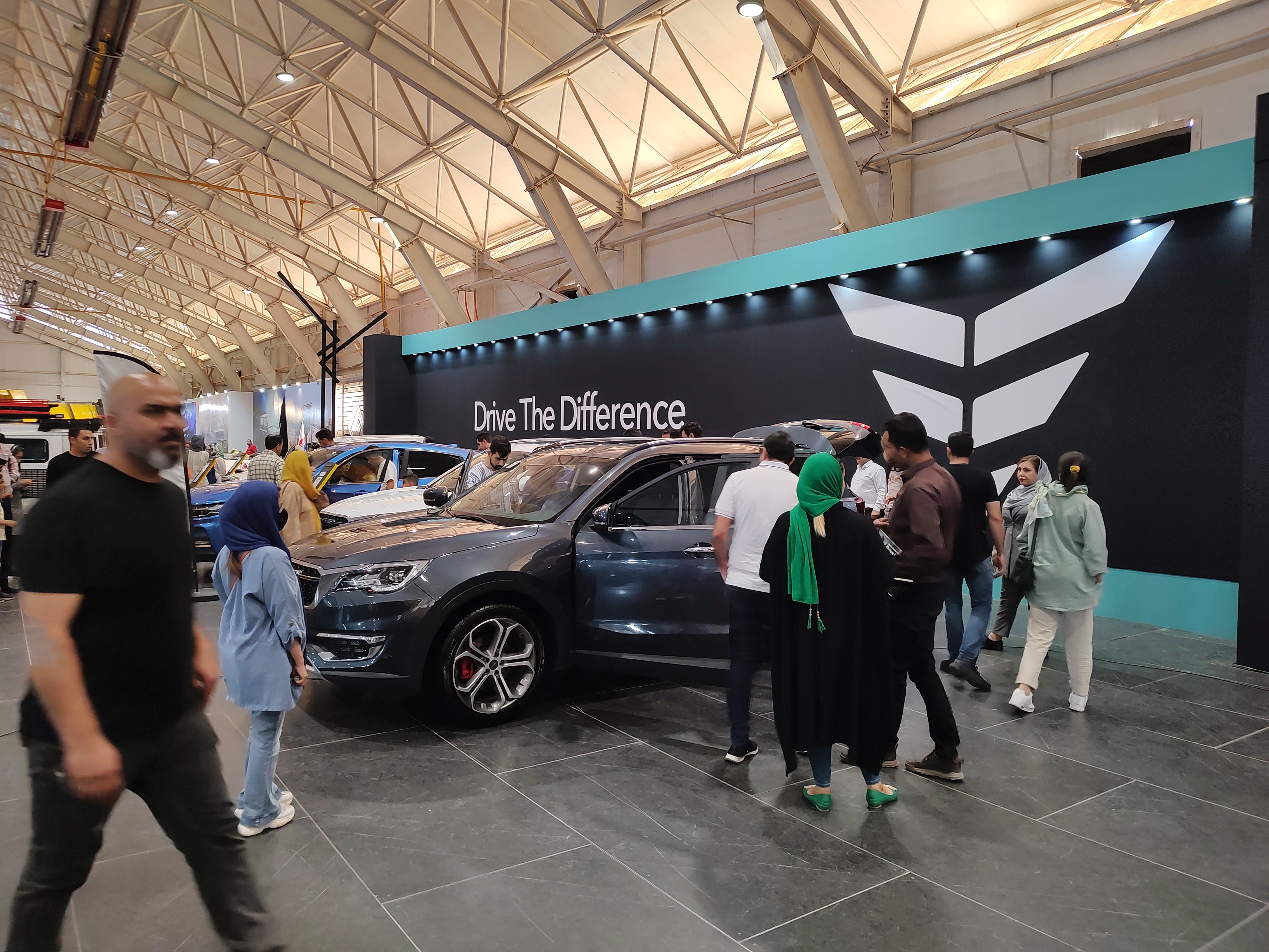 حضور گروه بهمن در نمایشگاه خودرو شیراز (تصاویر)