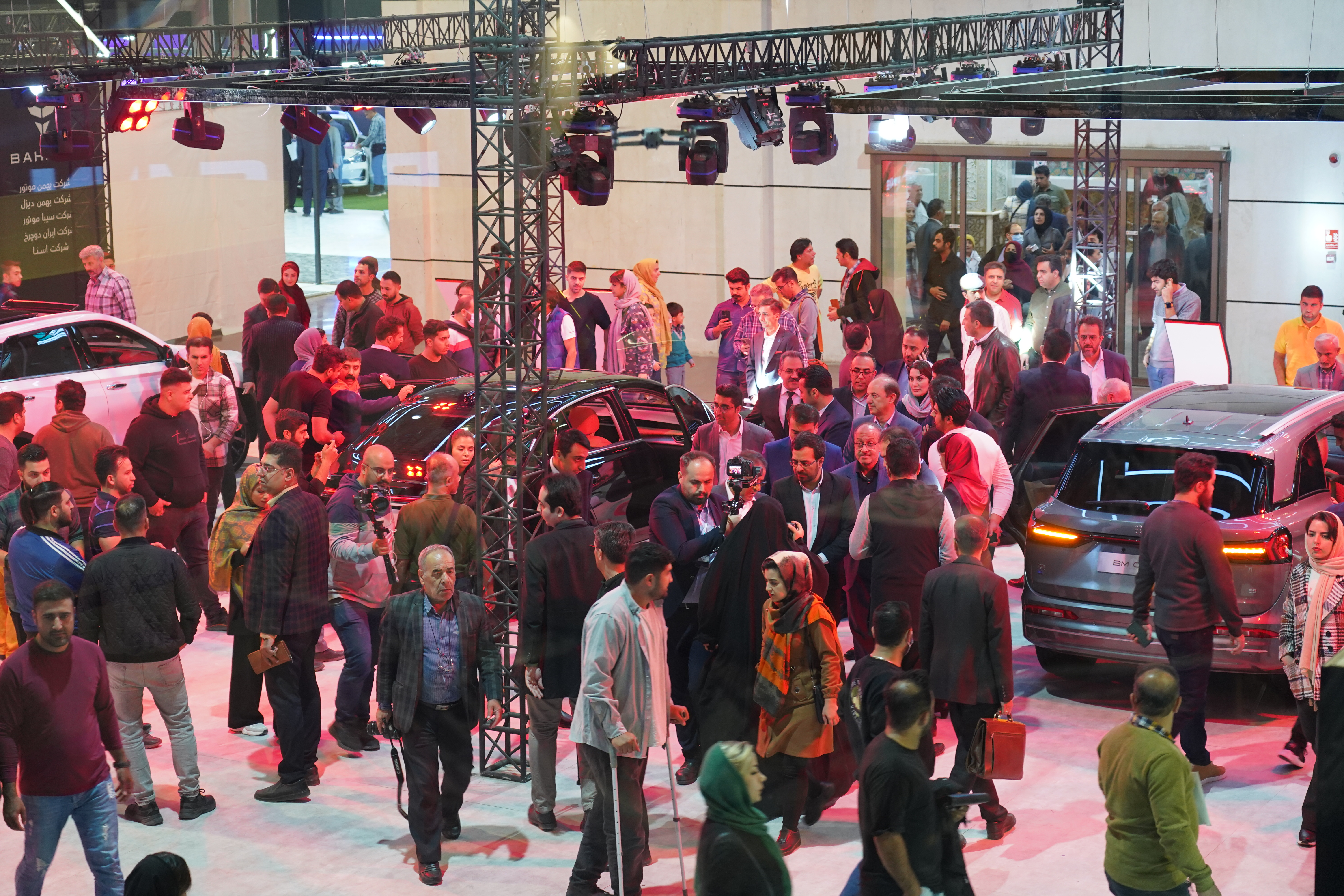 حضور پر قدرت گروه بهمن در نمایشگاه بین المللی خودرو اصفهان ۱۴۰۲
