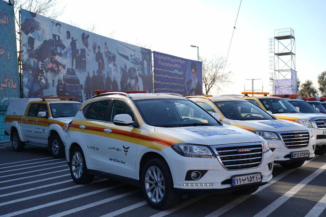 مانور خودروهای امدادی گروه بهمن در طرح رزمایش ترافیکی نوروز ۱۴۰۳